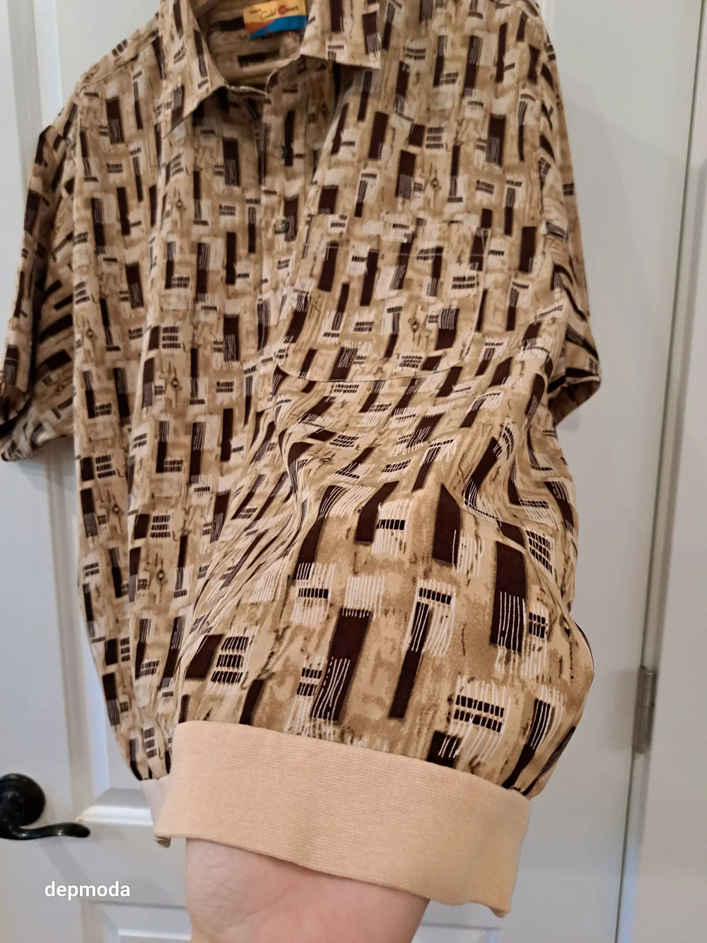 Gold Coast Habanas mens  Short-Sleeve Button-Down Shirt in Beige & Brown size Xl